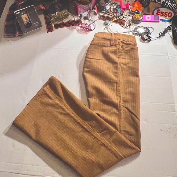 Bebe low rise flare leg pants - Picture 6 of 12